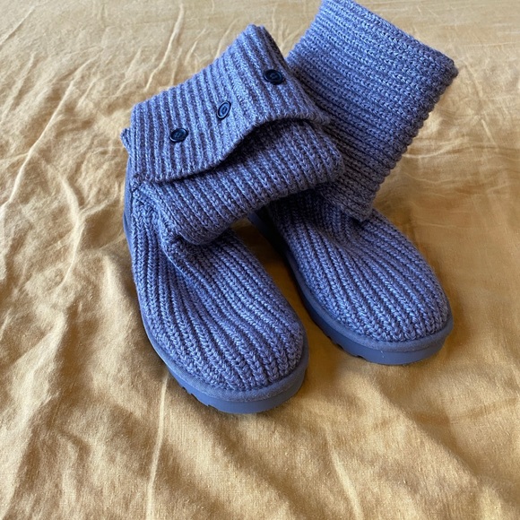 UGG boots, barely worn, size 7 - Picture 5 of 5